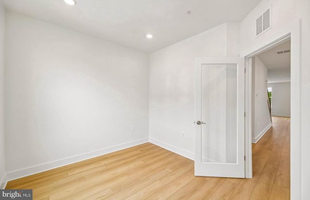 512 PARKVIEW AVE, Gaithersburg, MD 20878