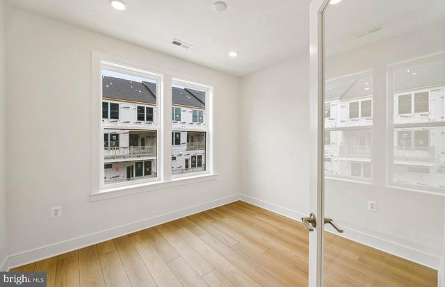 512 PARKVIEW AVE, Gaithersburg, MD 20878