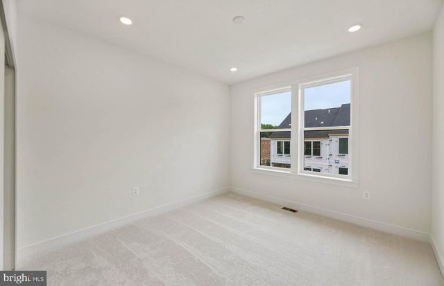 512 PARKVIEW AVE, Gaithersburg, MD 20878