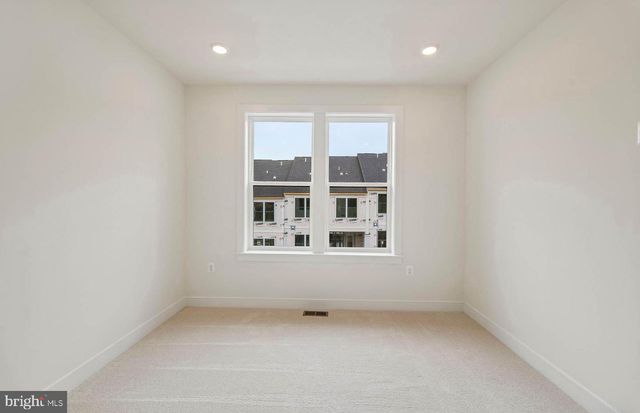 512 PARKVIEW AVE, Gaithersburg, MD 20878