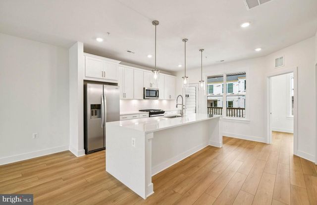 512 PARKVIEW AVE, Gaithersburg, MD 20878