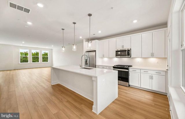 512 PARKVIEW AVE, Gaithersburg, MD 20878