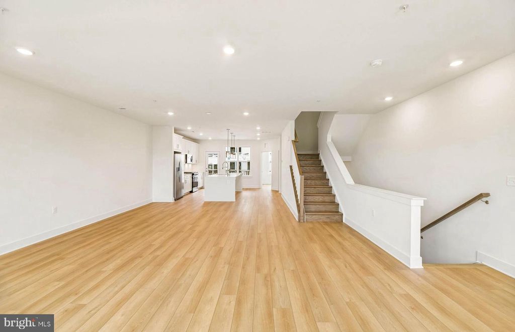 512 PARKVIEW AVE, Gaithersburg, MD 20878