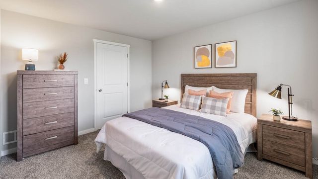 2372 SE Billings Place, West Des Moines, IA 50265