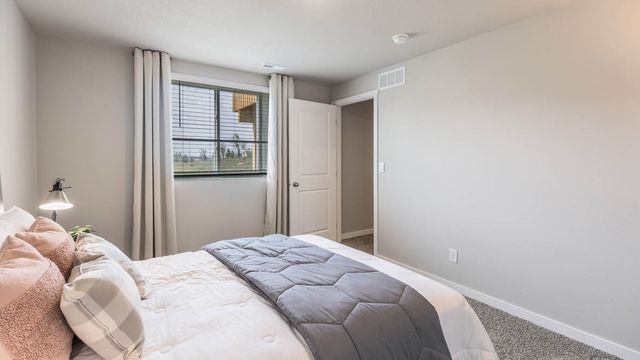2372 SE Billings Place, West Des Moines, IA 50265