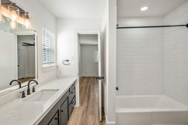 8207 Langdon Lane, Houston, TX 77036