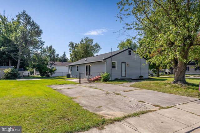 10 NARCISSUS RD, Pennsville, NJ 08070