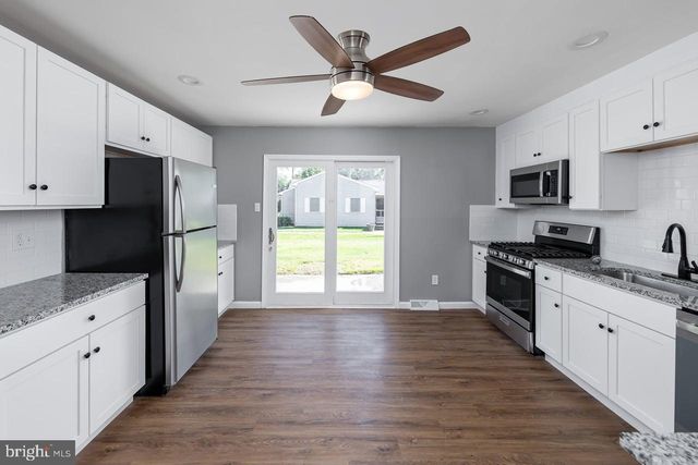 10 NARCISSUS RD, Pennsville, NJ 08070