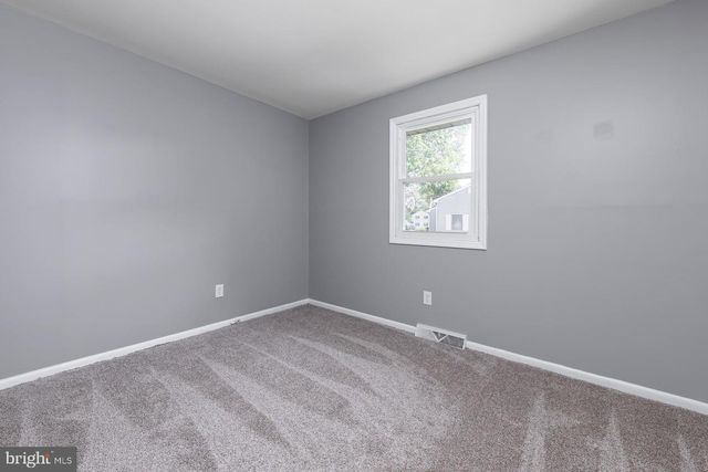 10 NARCISSUS RD, Pennsville, NJ 08070