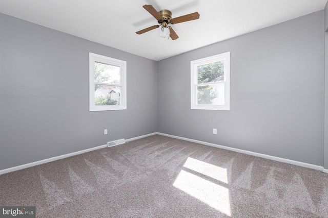 10 NARCISSUS RD, Pennsville, NJ 08070