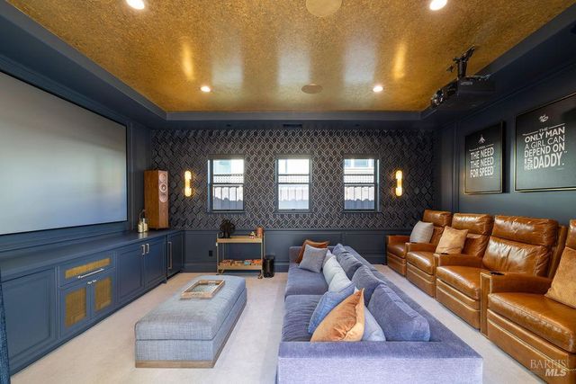 3981 Parker Hill Rd, Santa Rosa, CA 95404