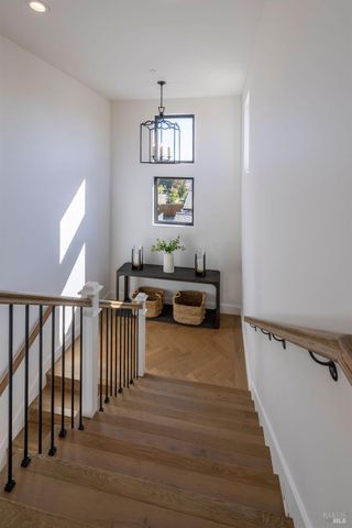 3981 Parker Hill Rd, Santa Rosa, CA 95404