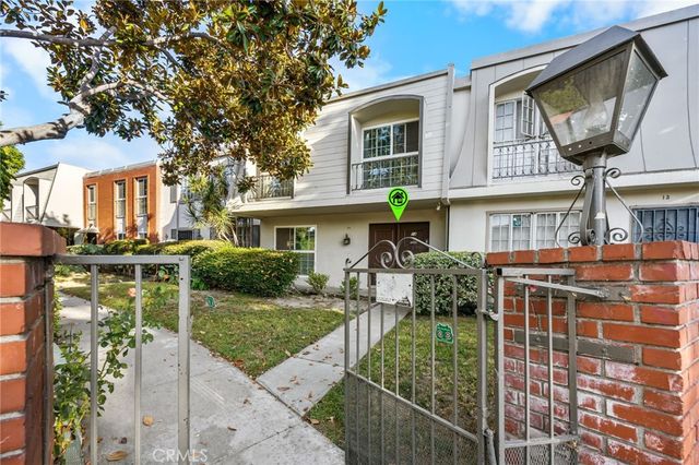 1800 W Gramercy 14, Anaheim, CA 92801