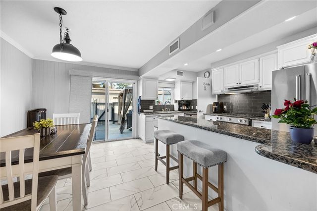 1800 W Gramercy 14, Anaheim, CA 92801