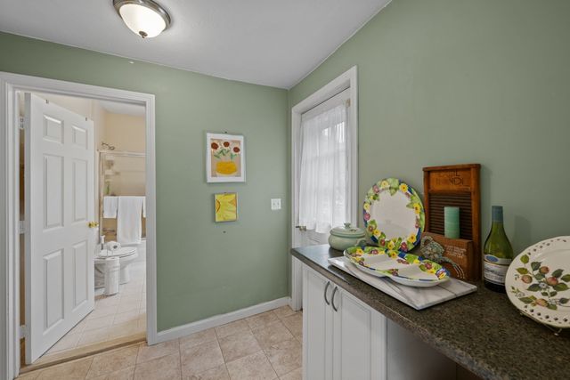 46 Chester Street, Worcester, MA 01605