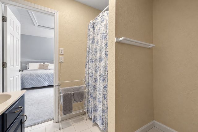 46 Chester Street, Worcester, MA 01605