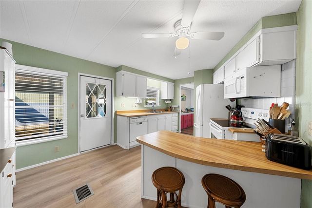 177 S FIJI CIRCLE, Englewood, FL 34223