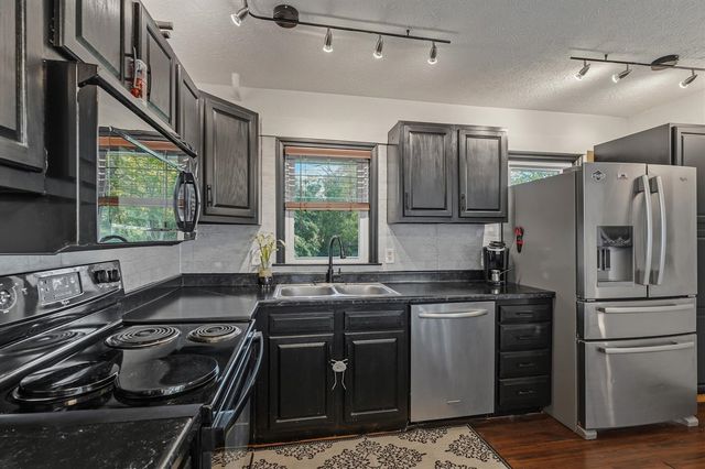 1828 Bond Street, Niles, MI 49120