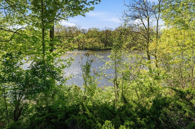 1828 Bond Street, Niles, MI 49120