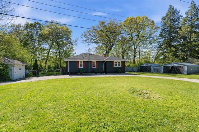 1828 Bond Street, Niles, MI 49120