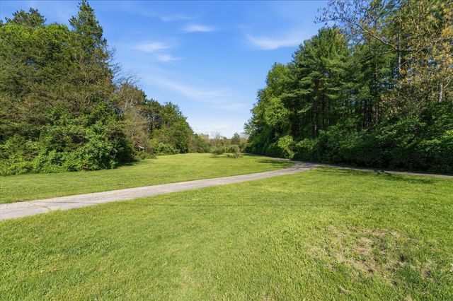 1828 Bond Street, Niles, MI 49120