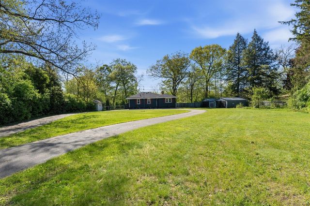 1828 Bond Street, Niles, MI 49120