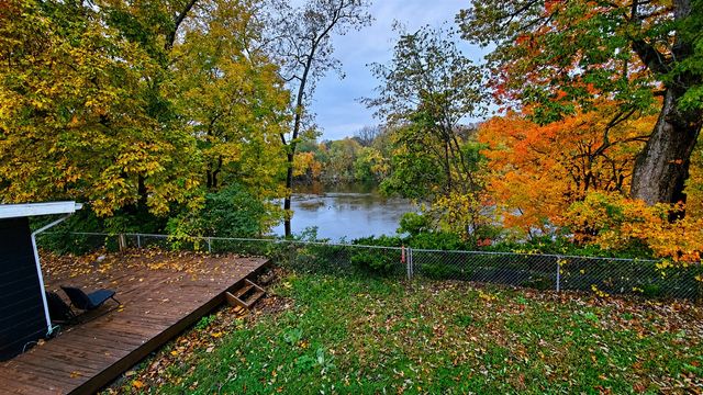 1828 Bond Street, Niles, MI 49120