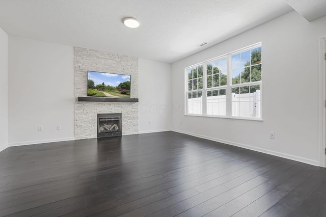 5132 Wildcat Falls Drive, Dublin, OH 43016