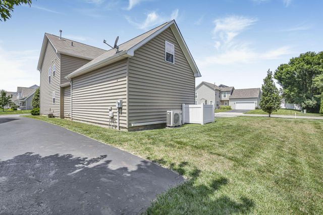 5132 Wildcat Falls Drive, Dublin, OH 43016