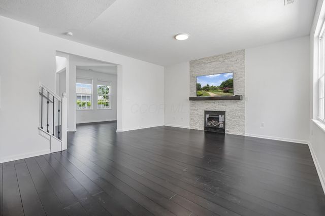 5132 Wildcat Falls Drive, Dublin, OH 43016
