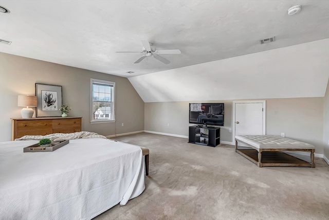 15 Pennock Road, Ashland, MA 01721