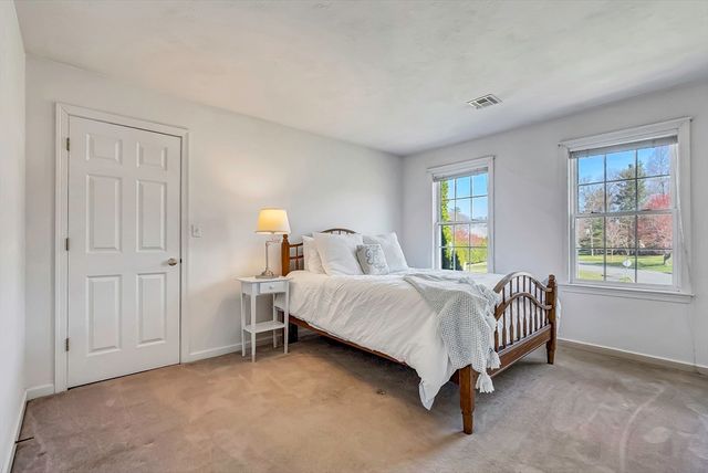 15 Pennock Road, Ashland, MA 01721