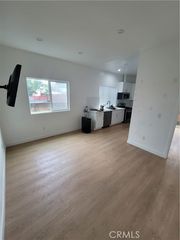 7103 Yarmouth, Reseda (los Angeles), CA 91335