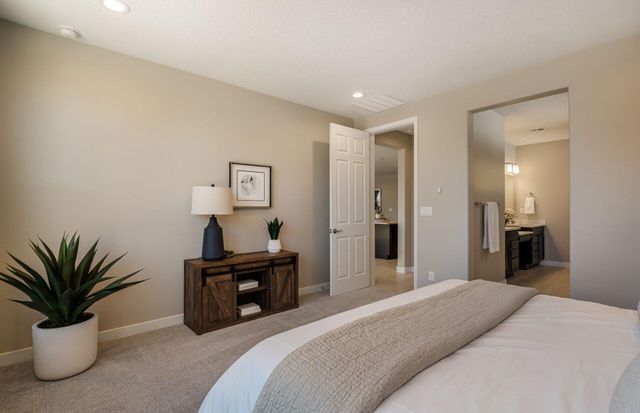 3008 Iolita Road SE, Rio Rancho, NM 87124