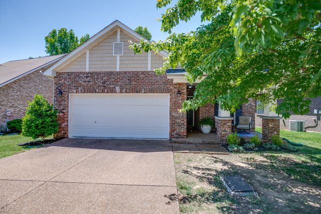 2140 Christina Ct, Hermitage, TN 37076