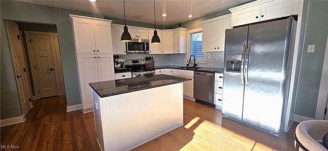 37352 Grafton Road, Grafton, OH 44044