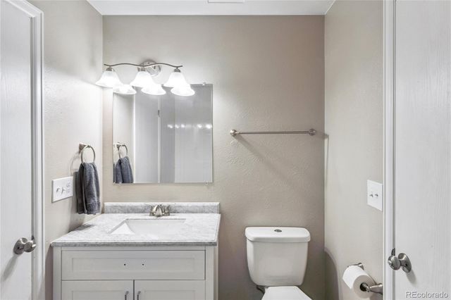 17156 E Progress Circle, Aurora, CO 80015