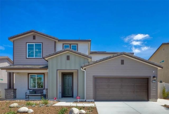 2066 Woolem Place, Escondido, CA 92026