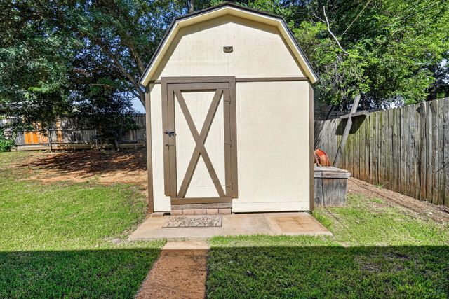202 Laurel Street, Mansfield, TX 76063