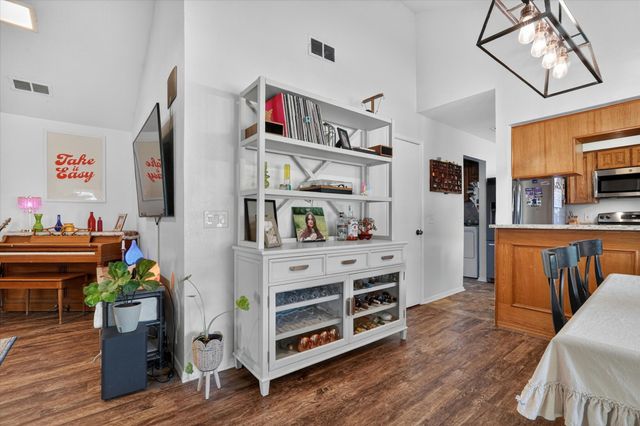 202 Laurel Street, Mansfield, TX 76063