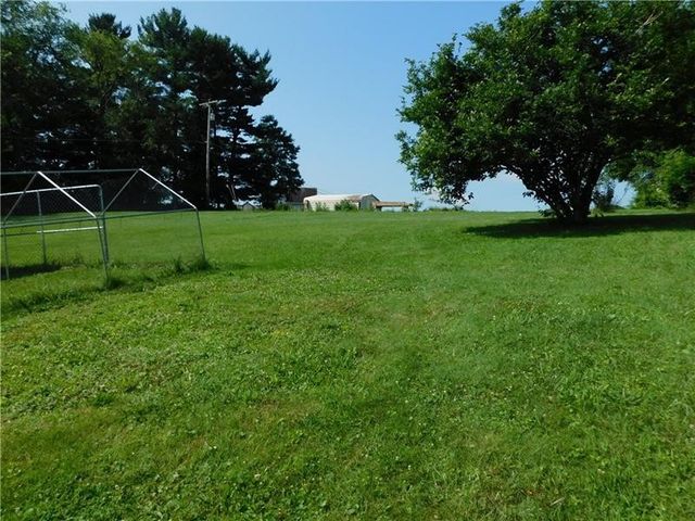 577 Woodside Old Frame Road, Smithfield, PA 15478
