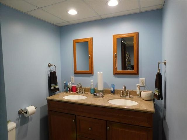 577 Woodside Old Frame Road, Smithfield, PA 15478