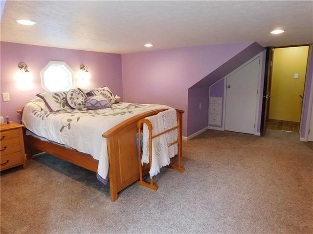 577 Woodside Old Frame Road, Smithfield, PA 15478