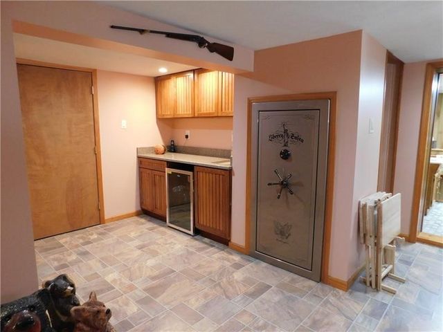 577 Woodside Old Frame Road, Smithfield, PA 15478