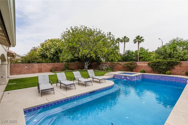 832 Sandhill Sage Street, Henderson, NV 89052