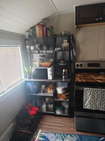 17 N Summit Street, Ypsilanti, MI 48197
