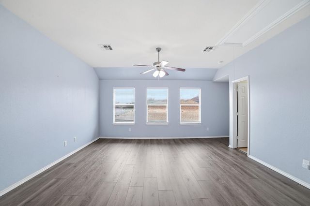 316 Housefinch LOOP, Leander, TX 78641