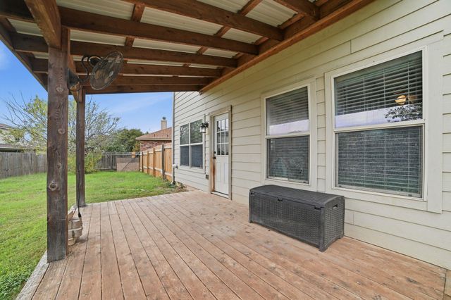 316 Housefinch LOOP, Leander, TX 78641