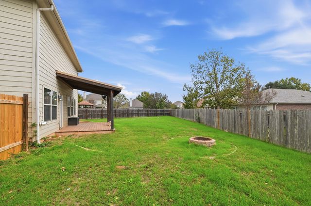 316 Housefinch LOOP, Leander, TX 78641