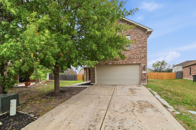 316 Housefinch LOOP, Leander, TX 78641